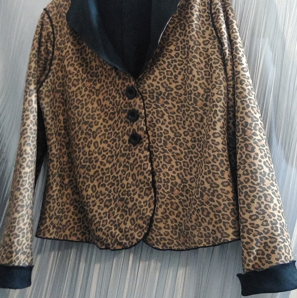 Reversible Suede Jacket Black & Leopard Print - image 2